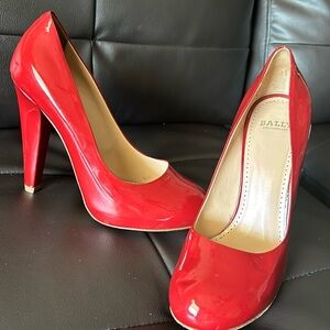 BALLY patent leather high heels red
